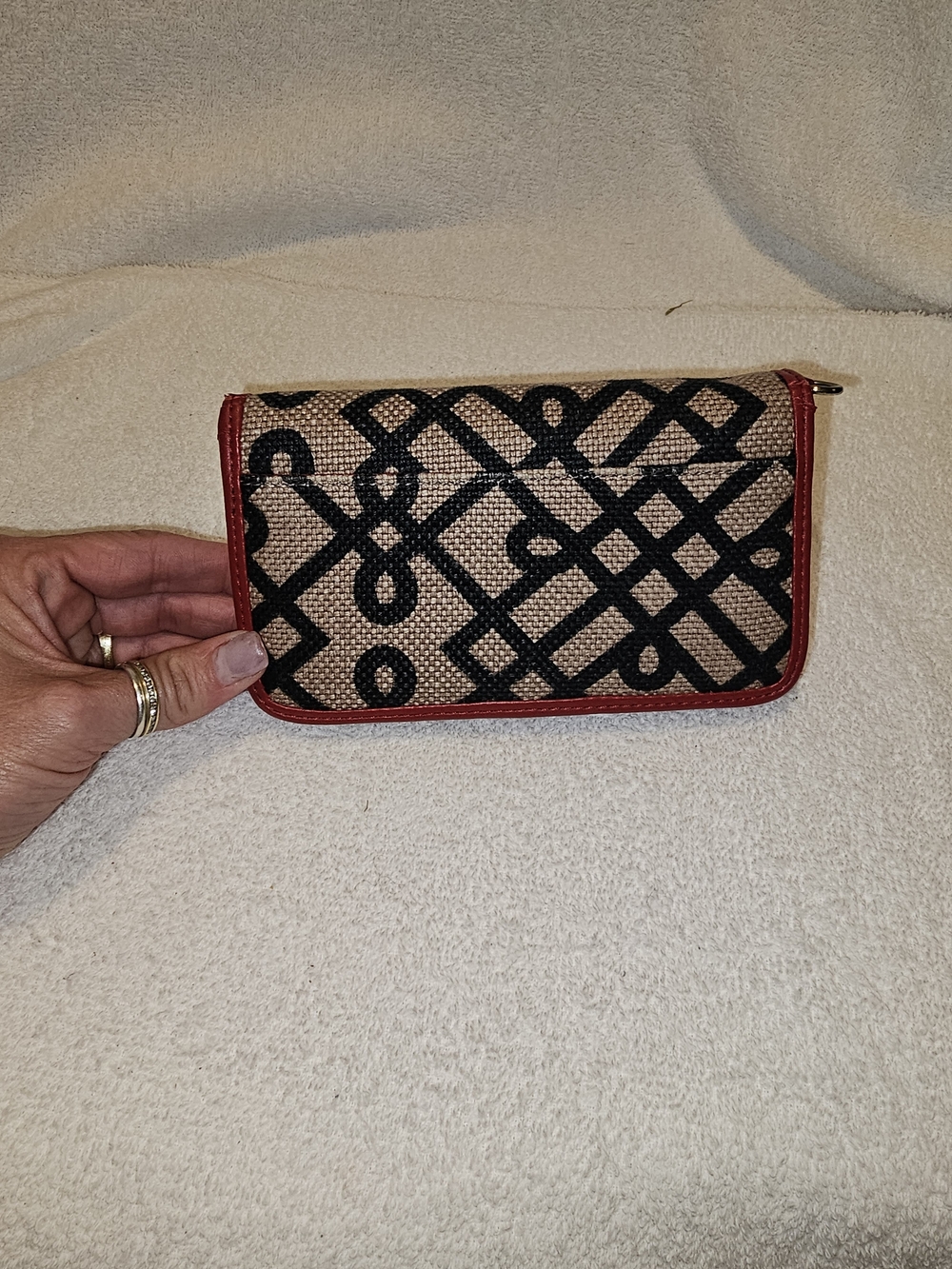 Spartina 449 Black Graphic Woven Zip Wallet with Red Trim
